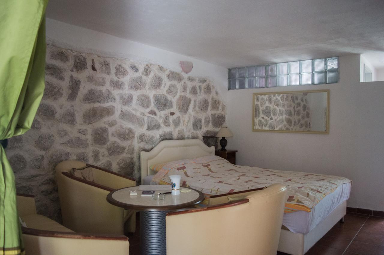 ריסאן Apartments Subotic מראה חיצוני תמונה